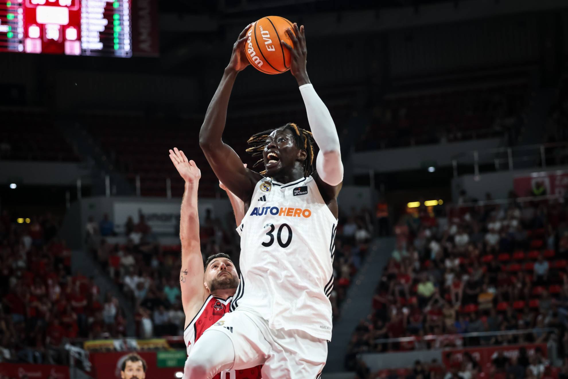 El Real Madrid igualará la oferta del Valencia Basket para quedarse a Ndiaye