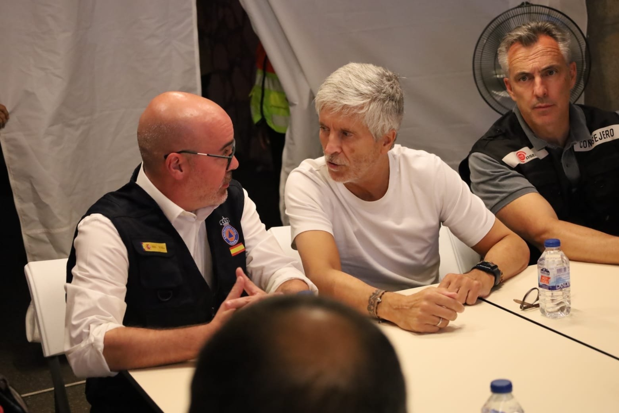 Marlaska, ministro del Interior, preocupado por el avance de las llamas: "Es un día crítico por las condiciones meteorológicas adversas”