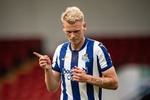 Óskarsson sigue su idilio con el gol