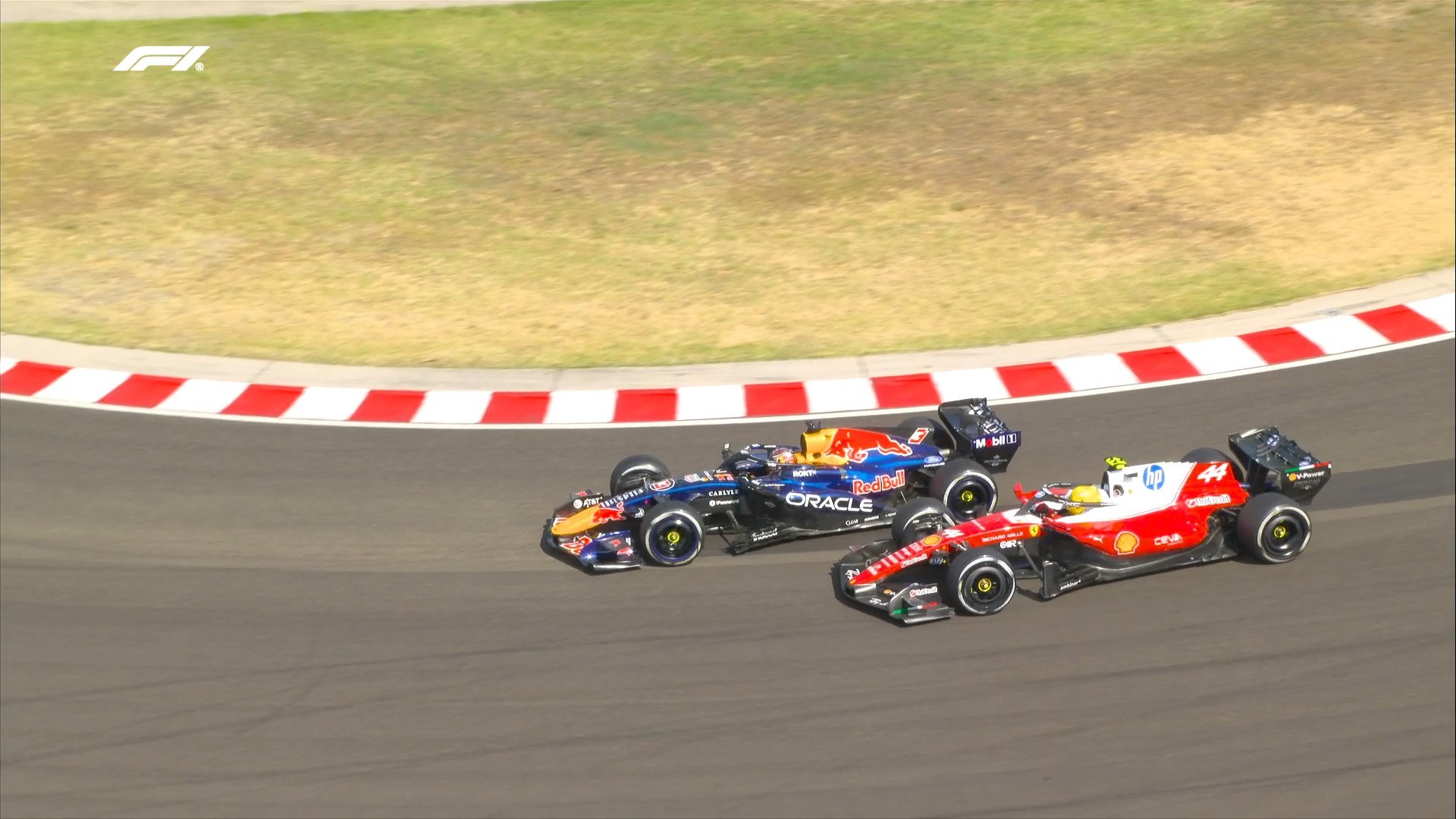 Verstappen se tira desde Amsterdam y le quita sonrisa a Hamilton