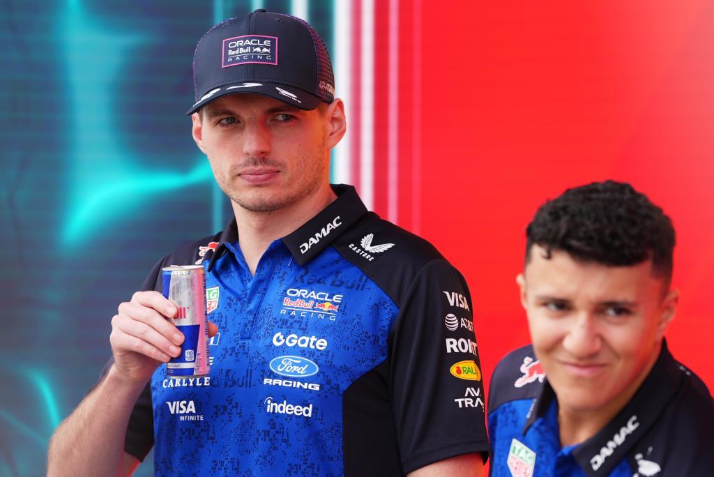 Hadjar seguiría con Verstappen y éste ya puede negociar con quien quiera