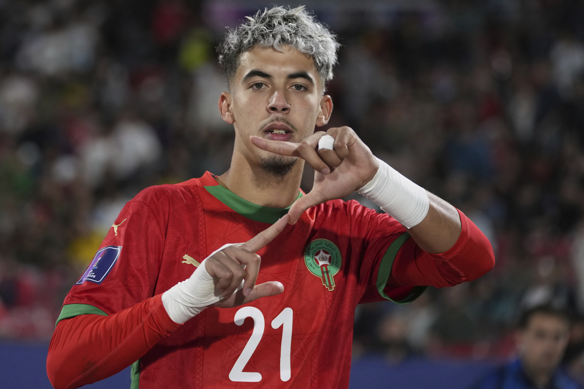 Morocco's lt;HIT gt;Yassir lt;/HIT gt; lt;HIT gt;Zabiri lt;/HIT gt; celebrates scoring his side's opening goal against Argentina during the FIFA U-20 World Cup final soccer match in Santiago, Chile, Sunday, Oct. 19, 2025. (AP Photo/Andre Penner) Associated Press/LaPresse