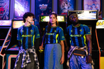 Franjas azules y negras en la tercera equipación del Betis