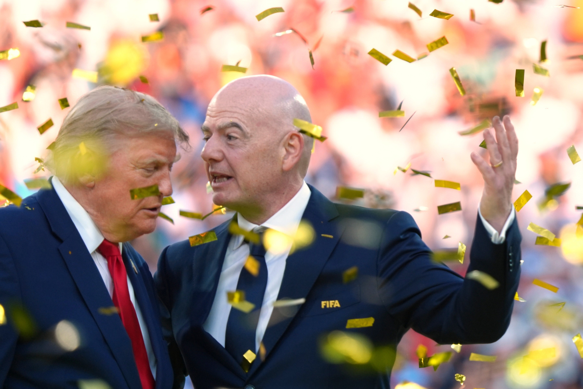 Infantino da marcha atrás por las críticas y suspende la privatización del Mundial