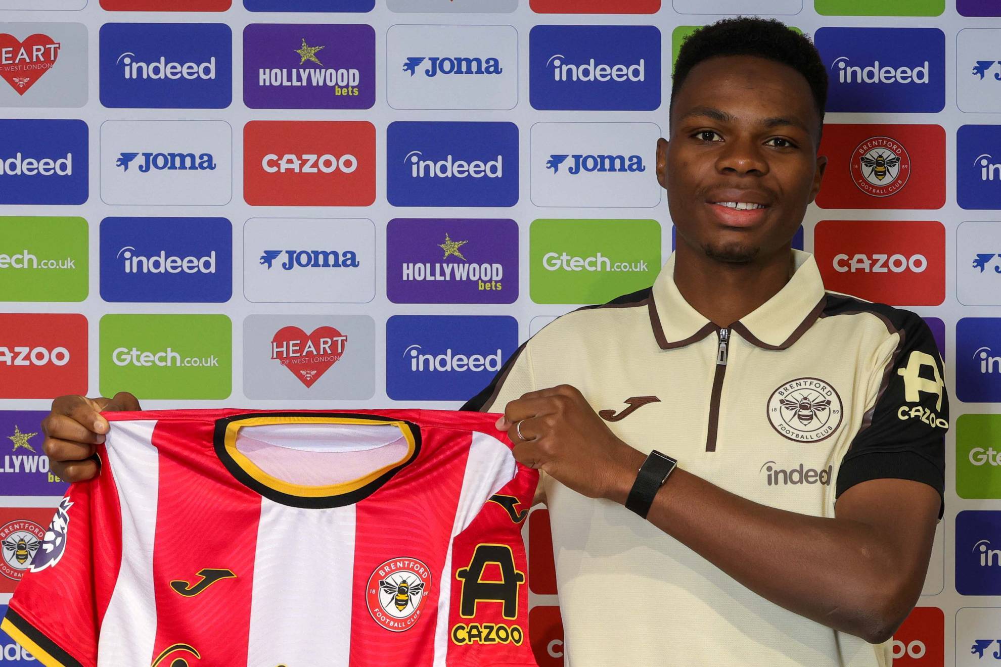 El Brentford rompe su techo: Mamadou Sangaré, fichaje más caro de la historia del club