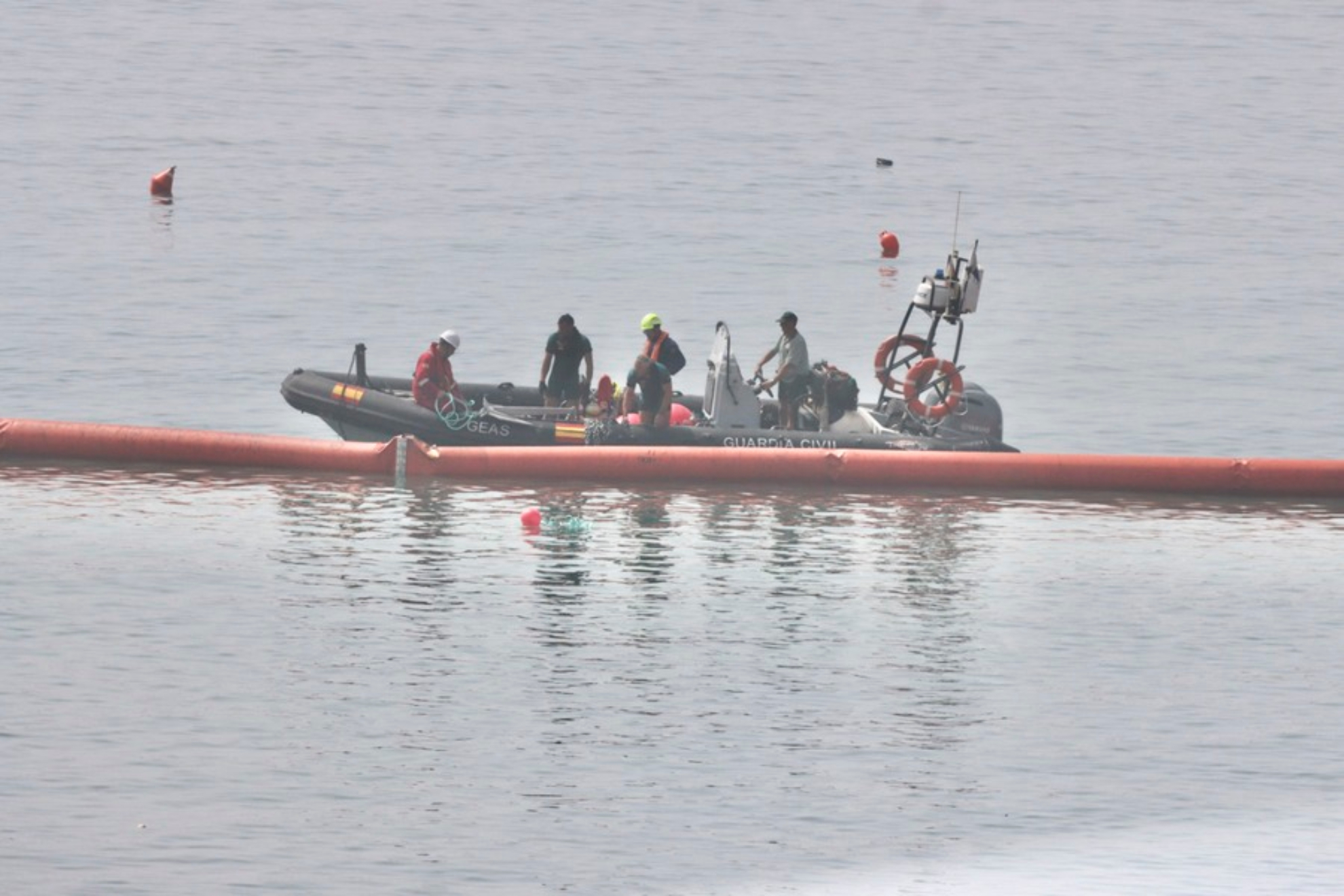 Las barreras de contención de la frontera de Ceuta ya están en funcionamiento para acabar con la crisis migratoria
