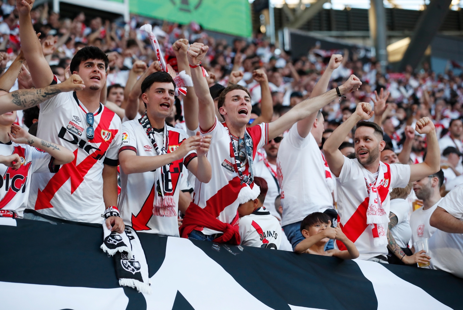 FACUA reclama al Rayo Vallecano el reembolso del dinero de los abonos