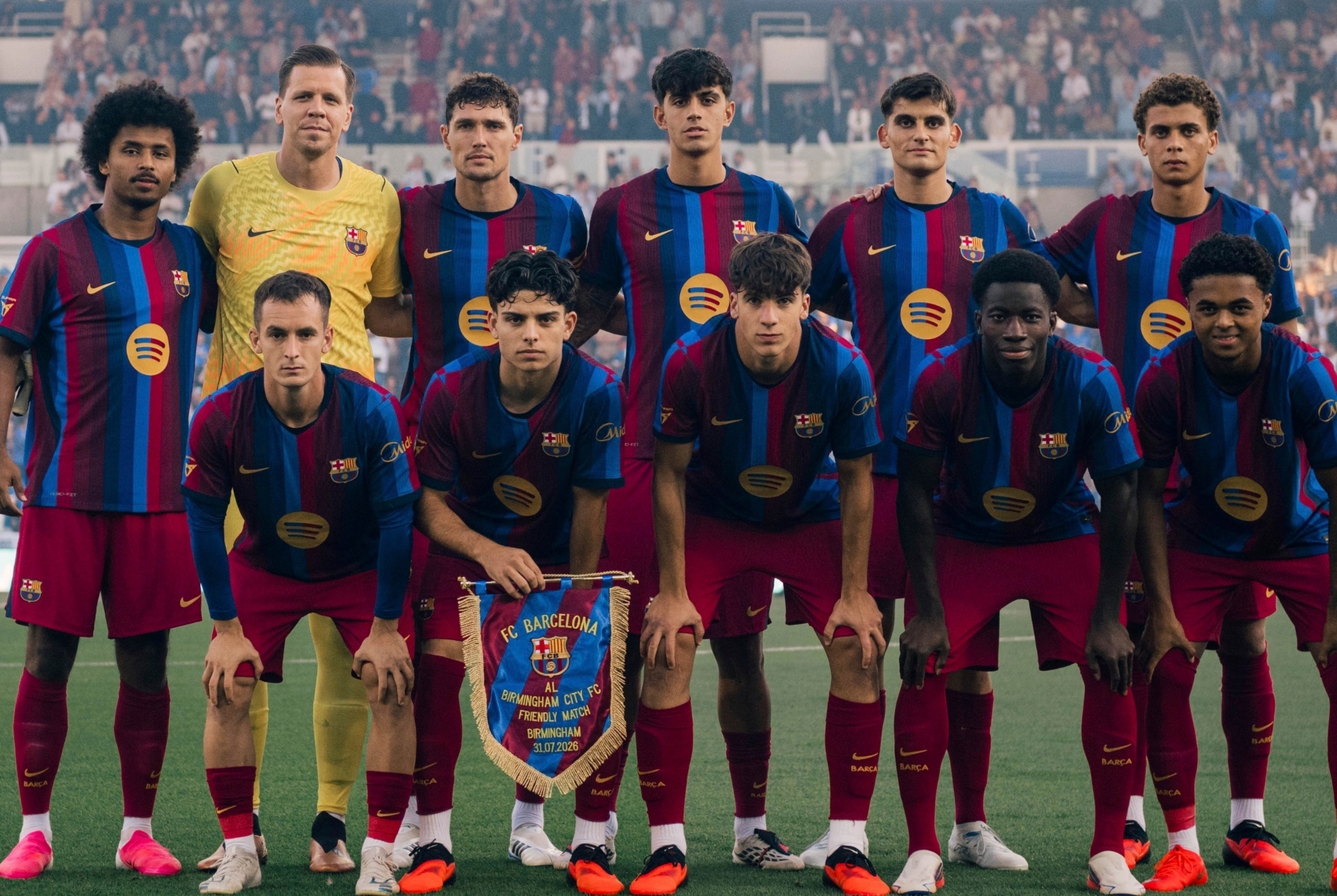 Barcelona vs Nottingham Forest: ¡Choque de Gigantes EN VIVO!
