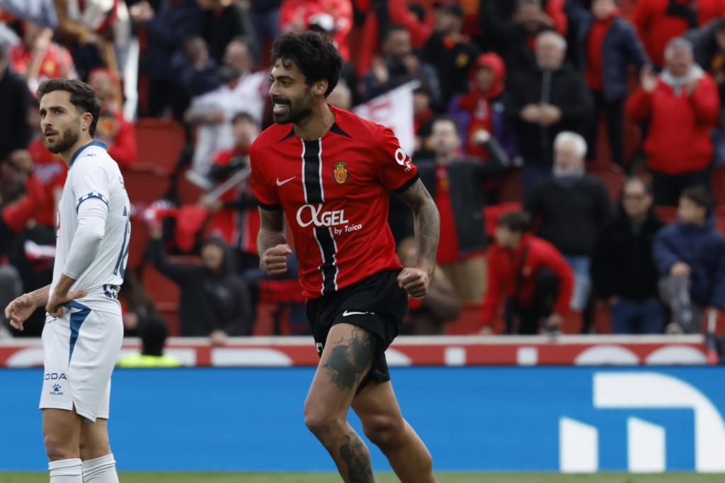 Samú Costa se va al Al-Nassr de Cristiano y el Mallorca avanza en Adrián Liso