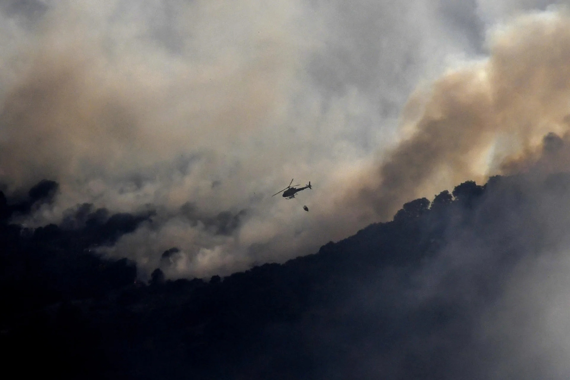 Mejora el incendio de Navas de San Antonio en Segovia