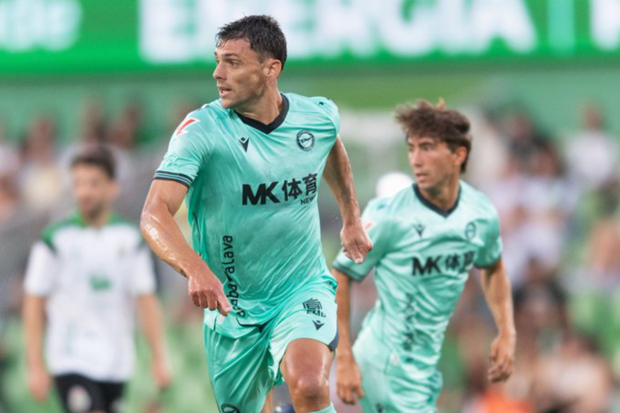 El Alavés se centra en mantener a sus pesos pesados