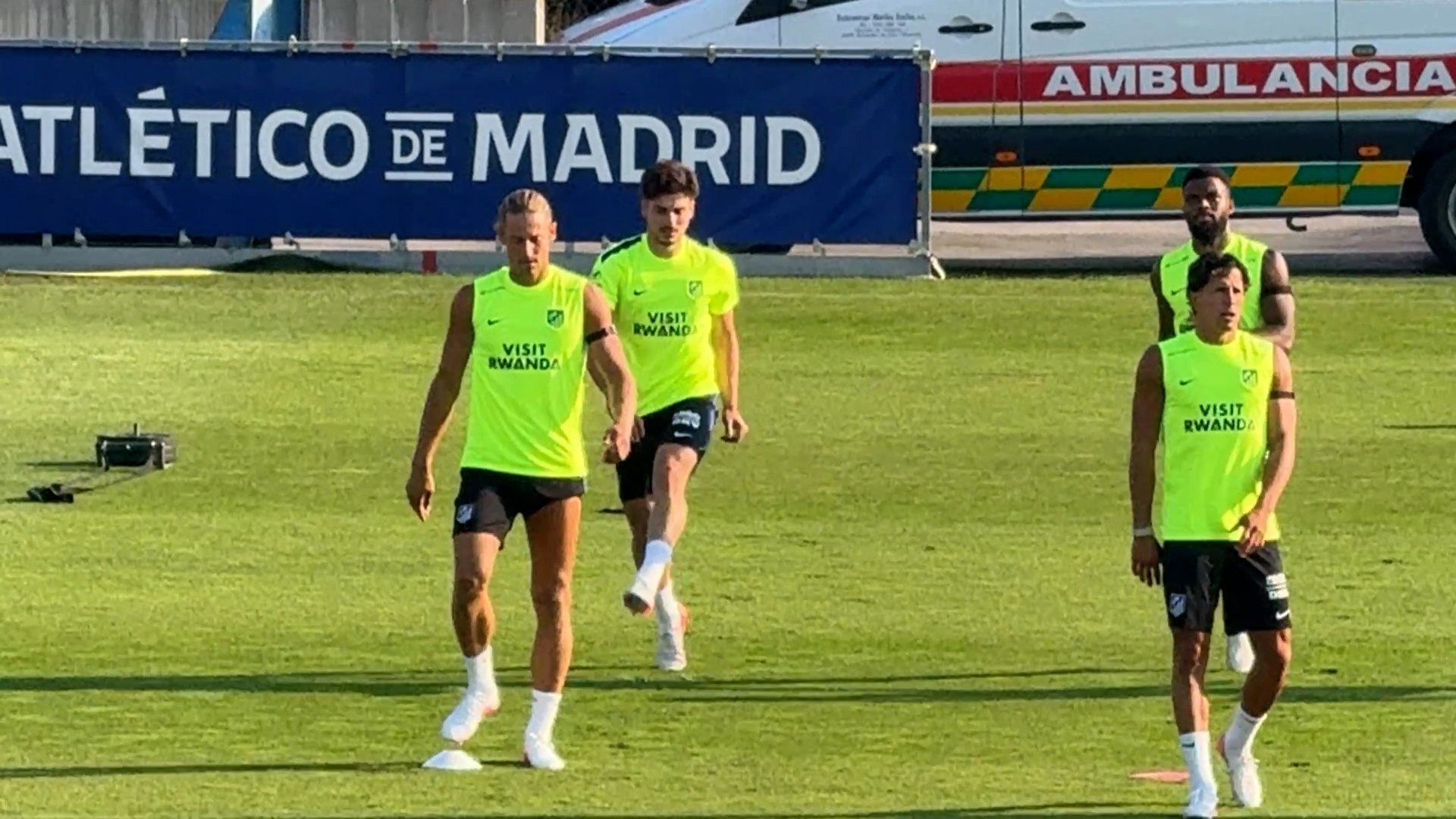 Julián ya ensaya como ‘9’ del Atlético