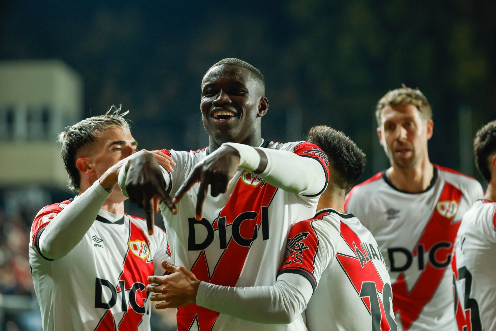 Nobel Mendy se convierte en la venta más cara de la historia del Rayo Vallecano