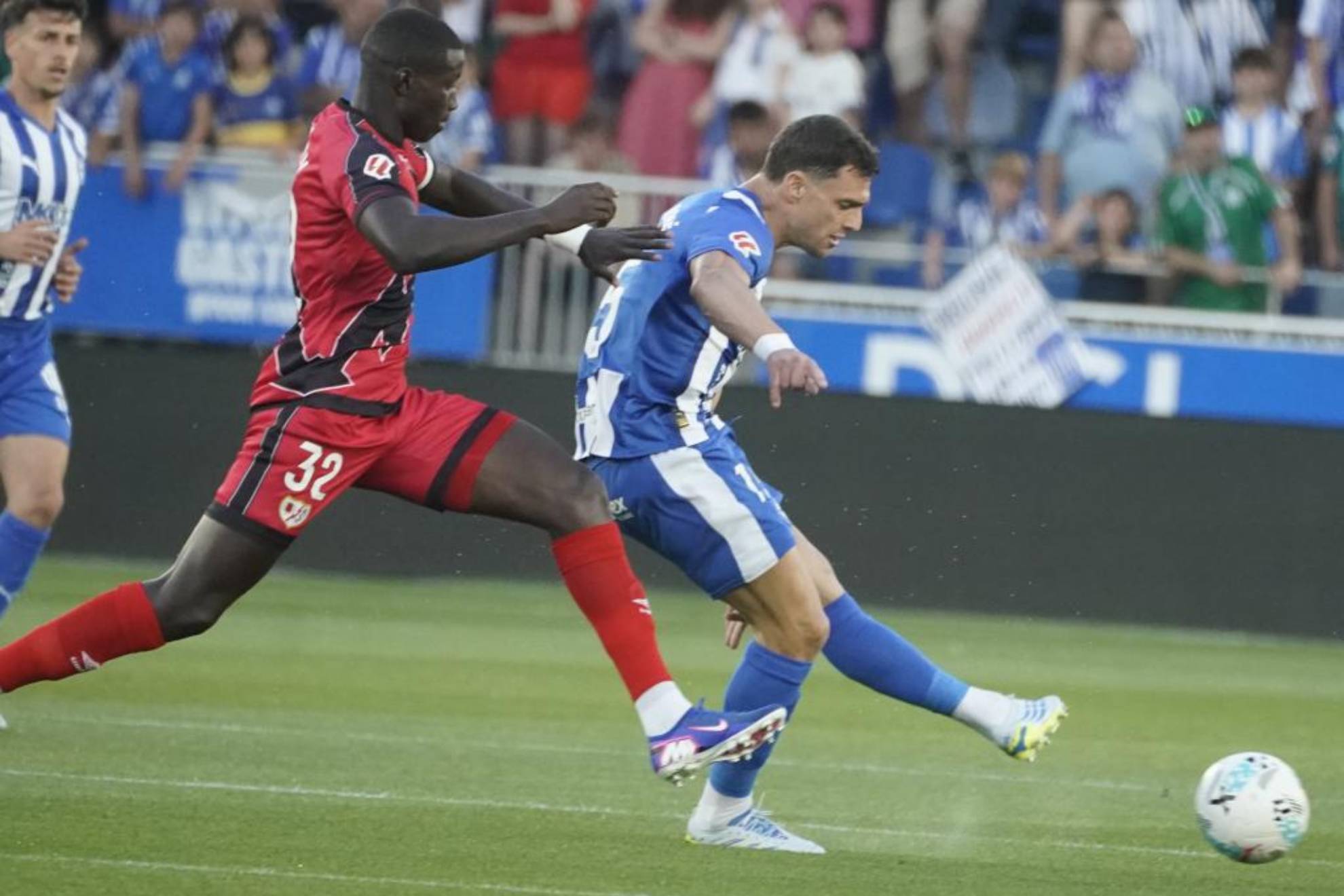 Boyé podría perderse el debut ante el Getafe
