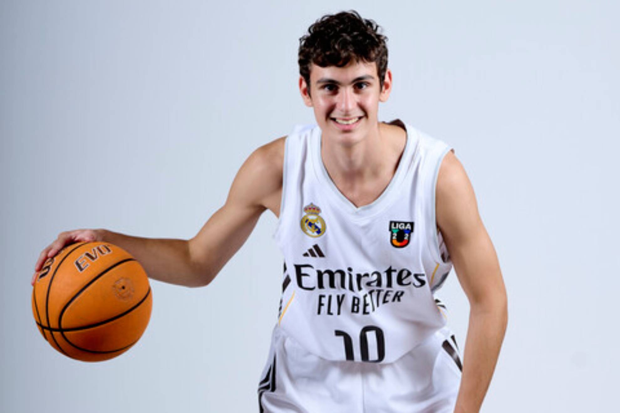 Turquía convoca a una perla de 17 años del Real Madrid... ¡para la absoluta!