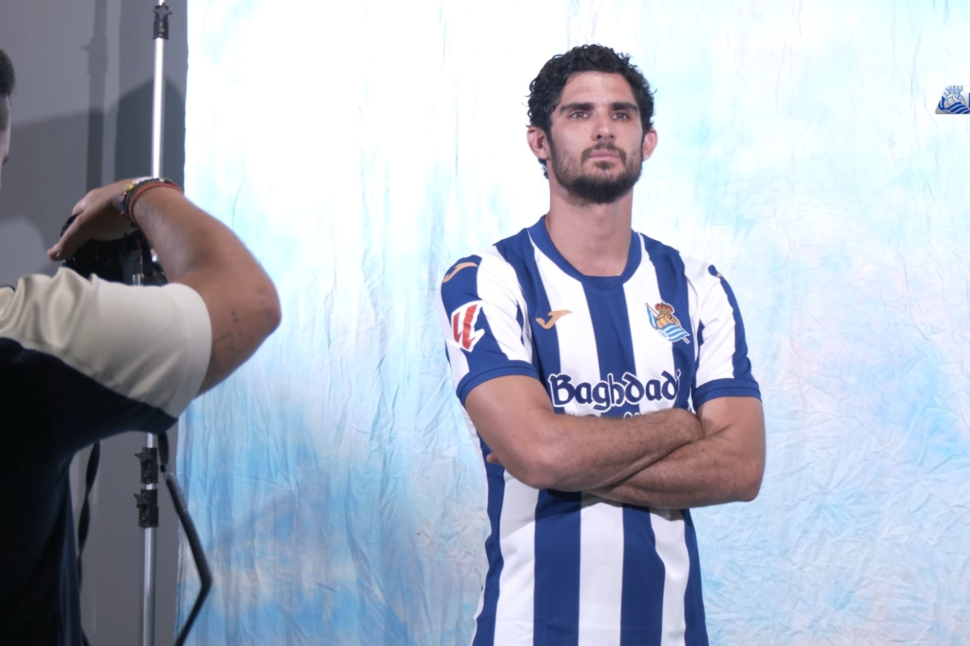 Guedes 'reaparece' en el photoshooting de LaLiga