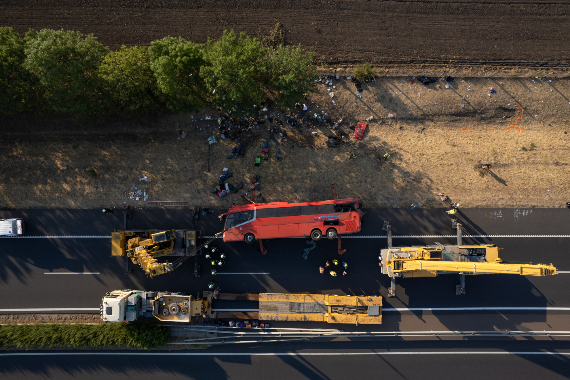 Un accidente de autobús en Hungría deja al menos 12 muertos y 10 heridos