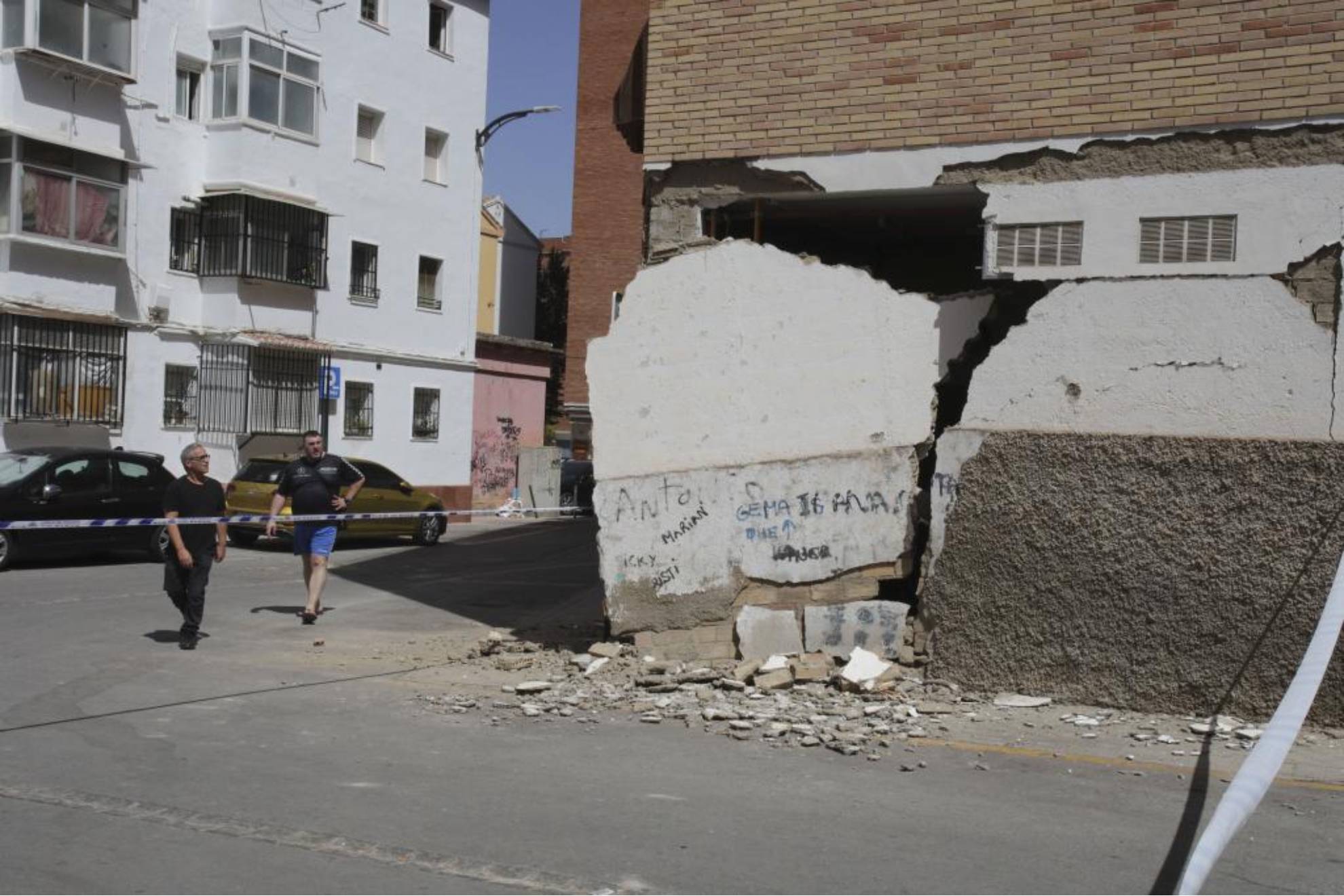 El Covirán para por miedo a los terremotos que sacuden Granada