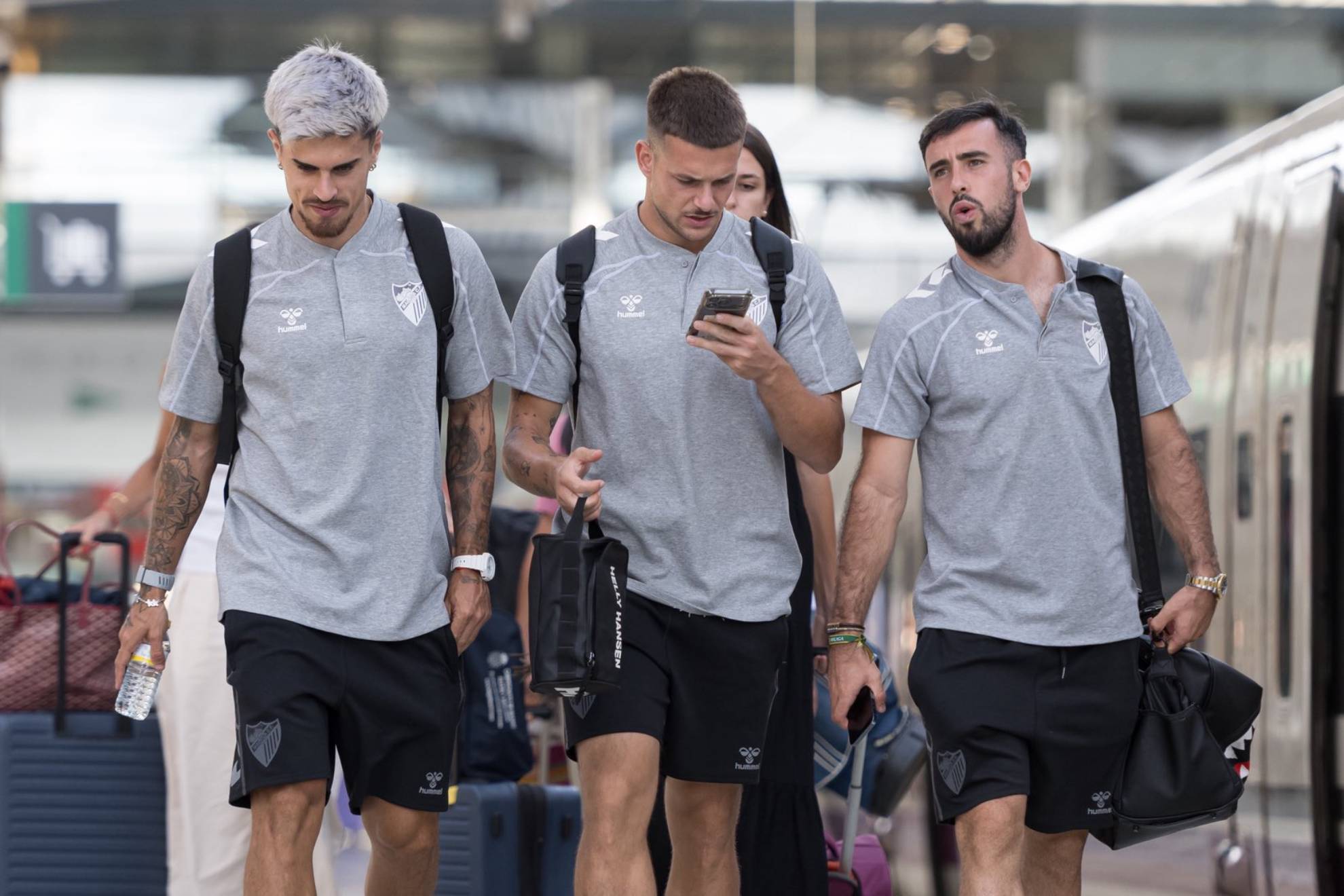 El Málaga viaja a Madrid con seis bajas
