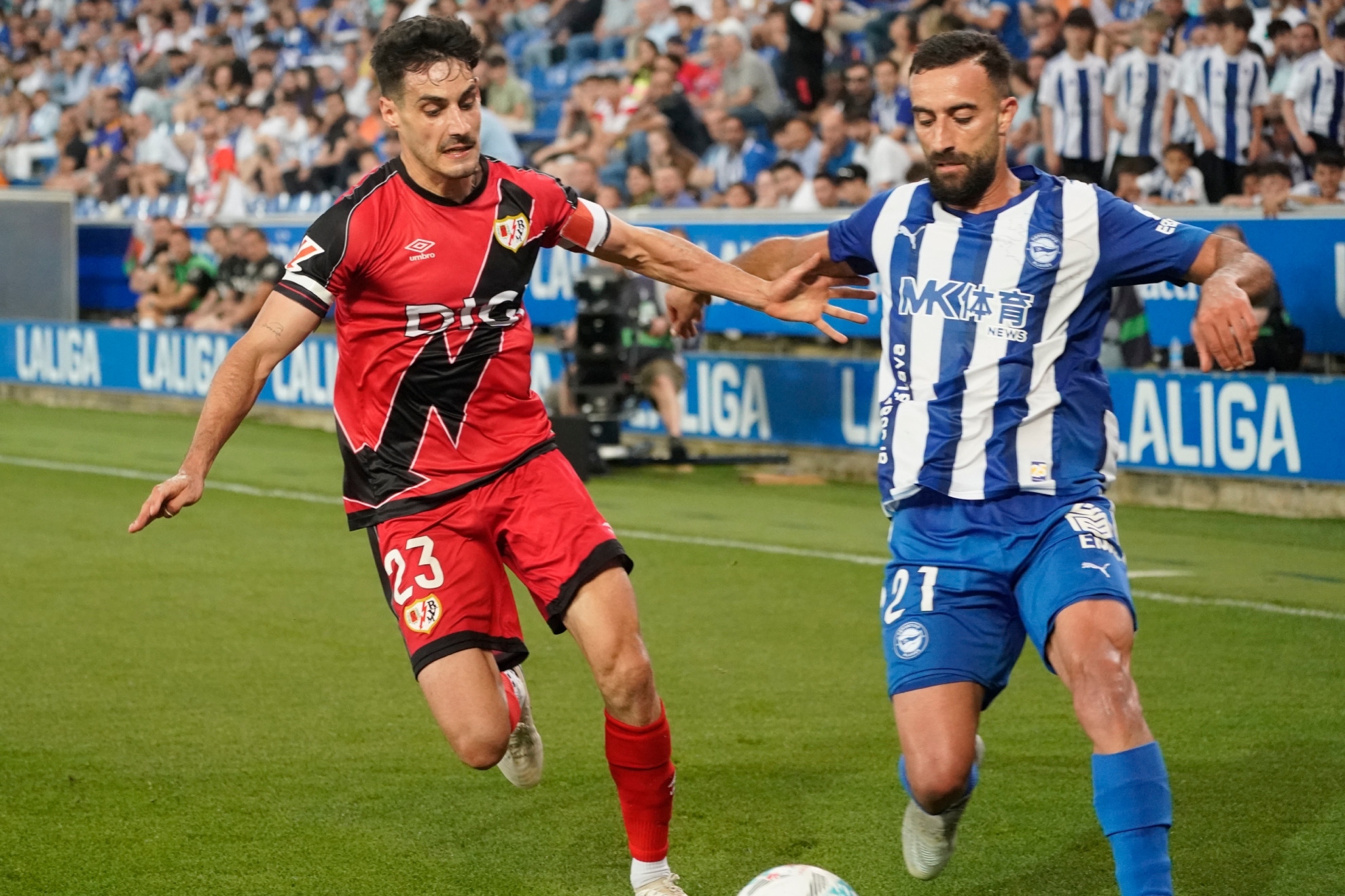 El Rayo Vallecano explica por qué no ha dado entradas a la afición del Alavés