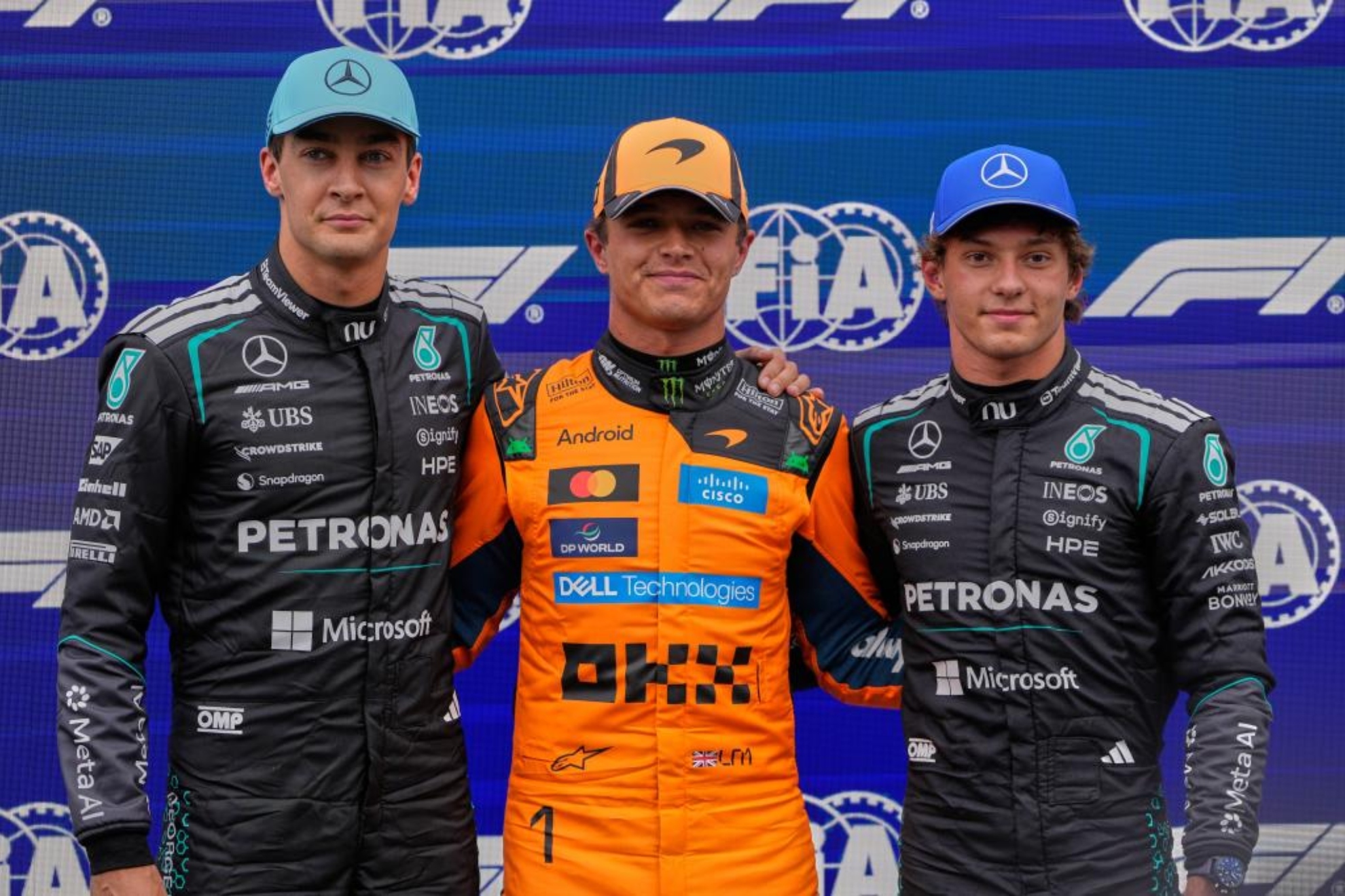 Norris saca de sus casillas a los Mercedes en una clasificación durísima para Sainz y Alonso