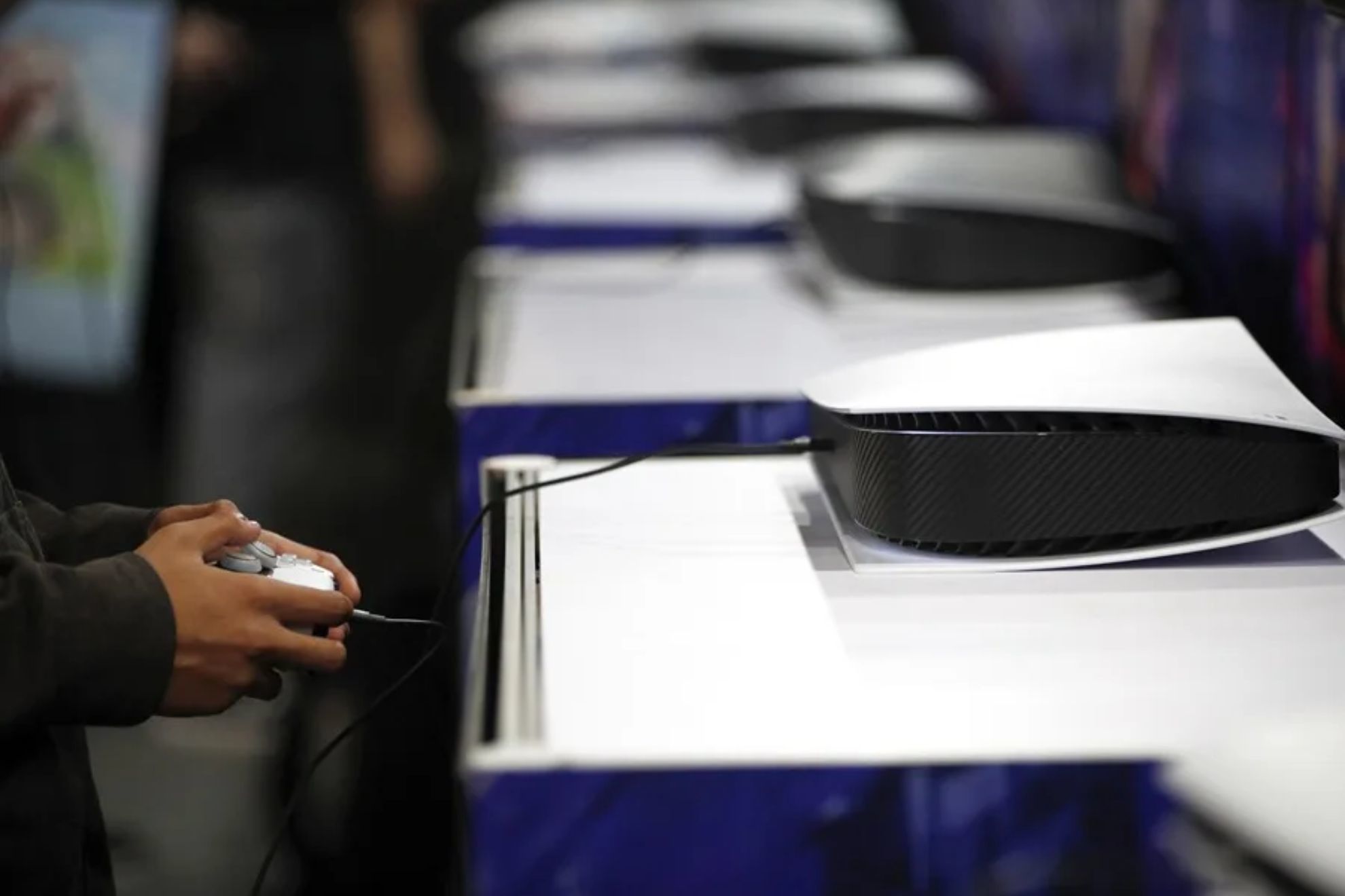 Comienza la huelga de jugadores contra PlayStation y Sony tras el fin de los videojuegos físicos para 2028