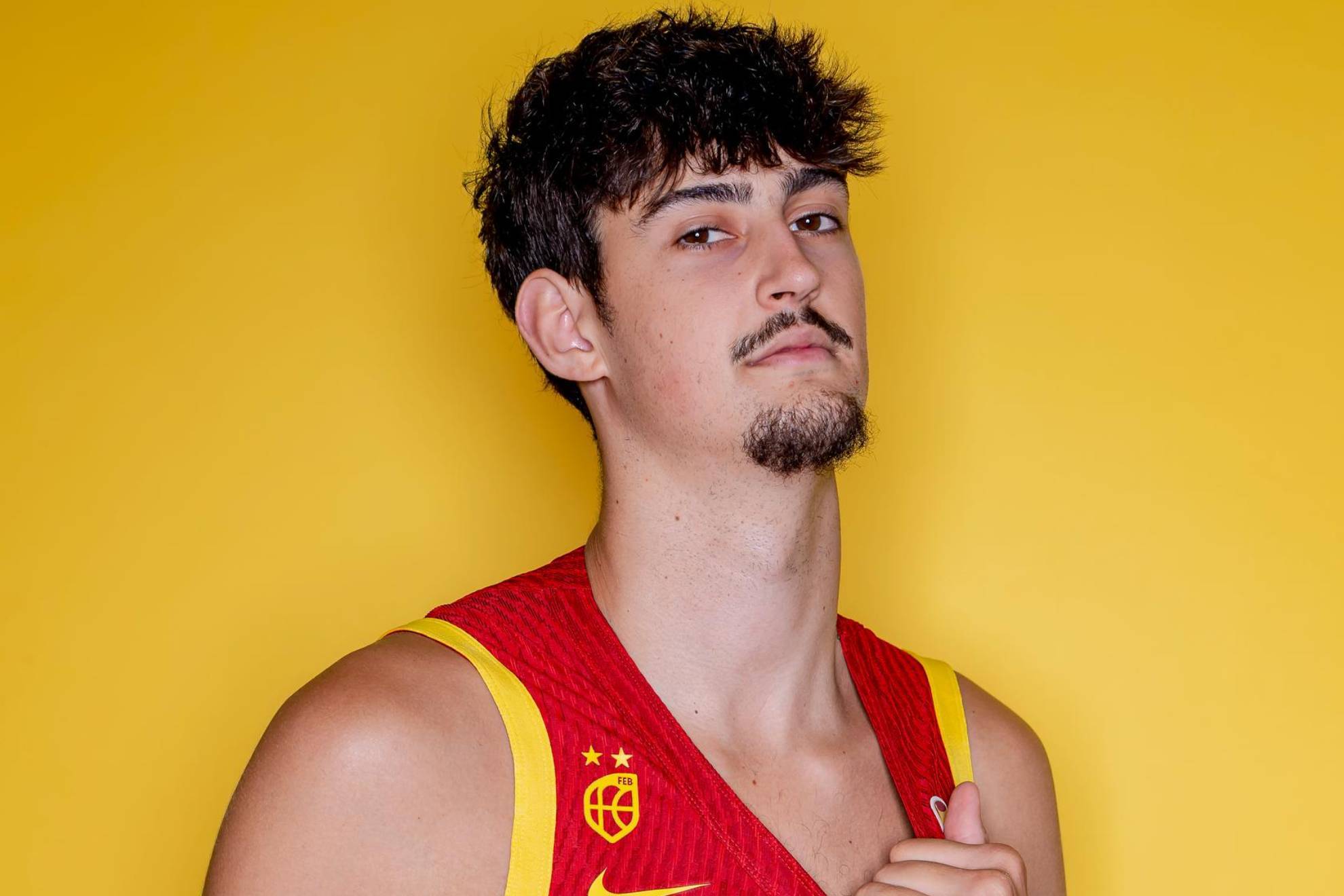 El verano de Aday Mara: a días de su estreno con la selección absoluta y mimado por los Thunder