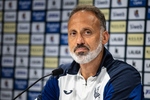 Matarazzo: "Estoy contento con los fichajes de Fort y Sarr y el equipo que tengo"