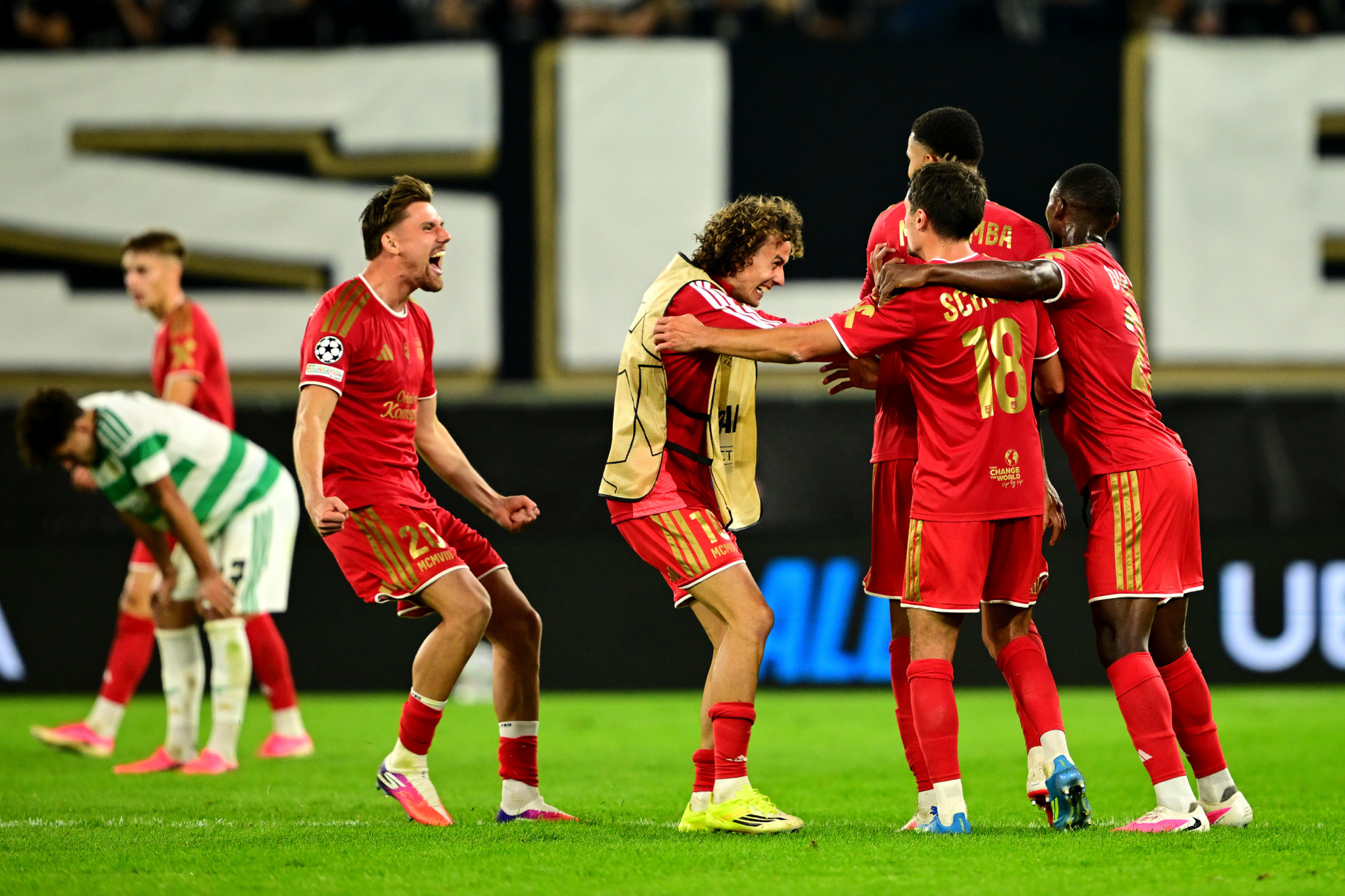 La remontada más bestia para jugar la Champions: el LASK se carga al Celtic en una noche memorable