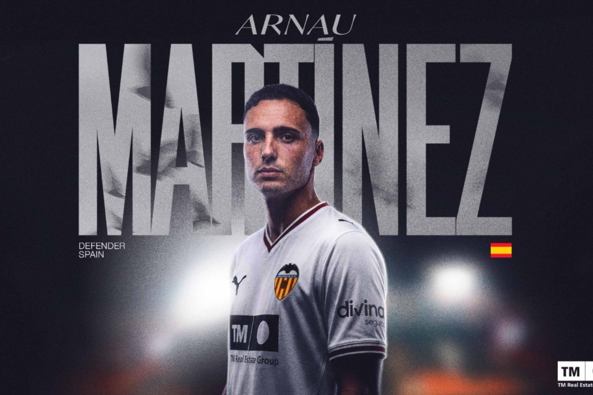 El Valencia hace oficial el fichaje de Arnau Martínez hasta 2031