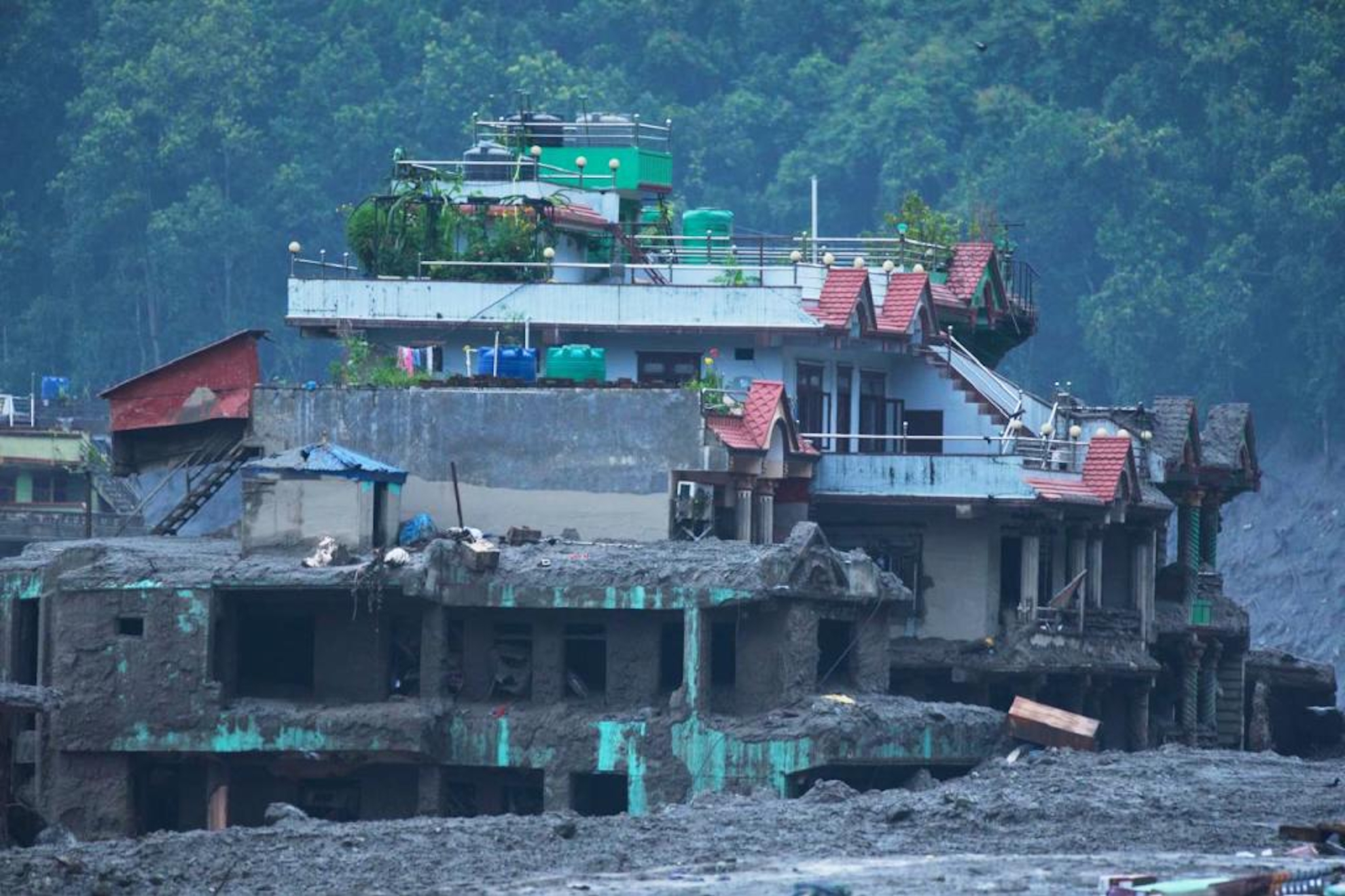 Riada en Nepal: 177 muertos y 1.400 desaparecidos