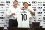 El ambicioso objetivo de Elliott en el Valencia de goles y asistencias: “Espero lograr entre diez y veinte”