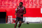 Fofana se estrena el una sesión de entrenamiento sin Vargas