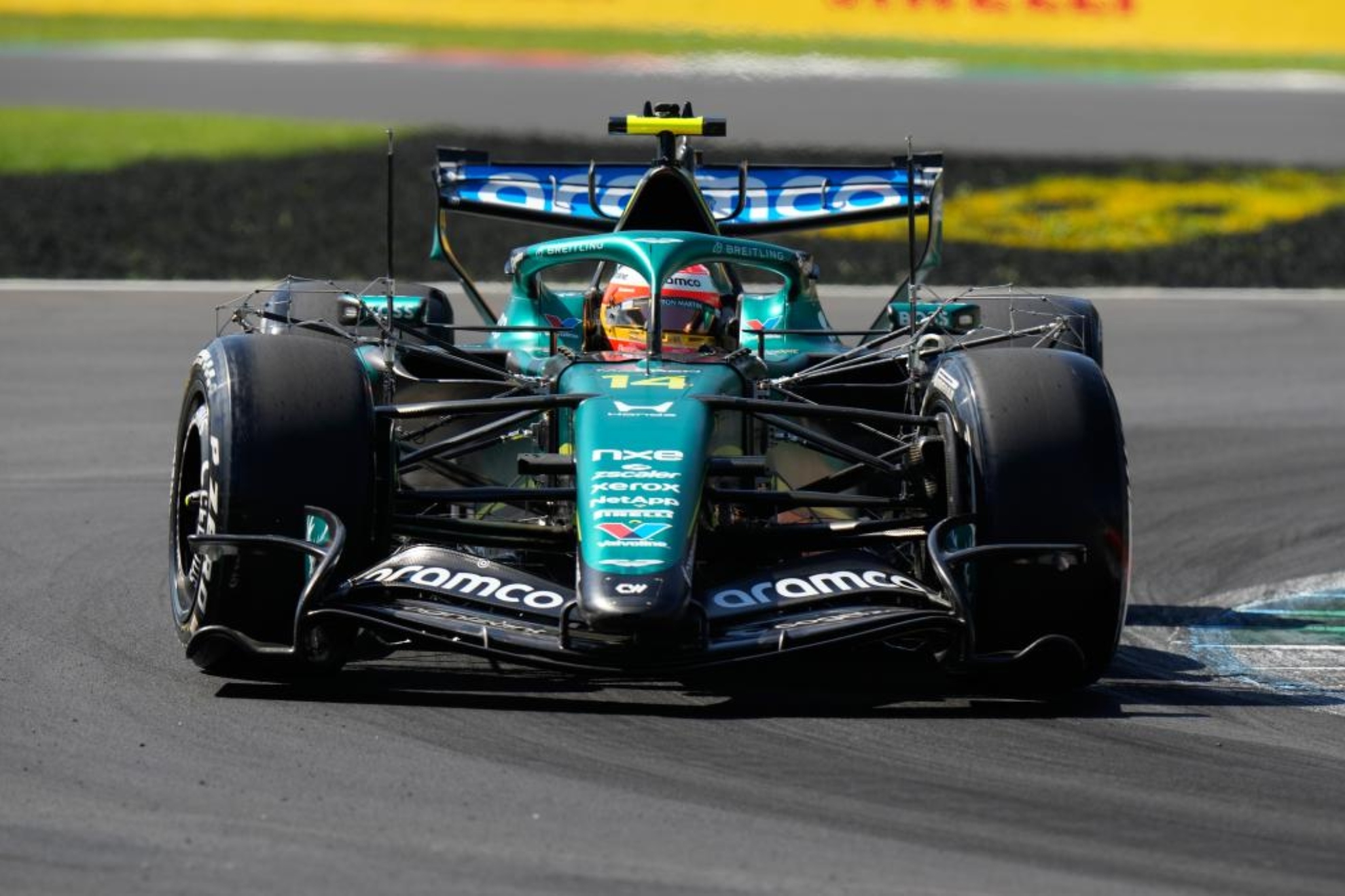 Ferrari ilusiona a Monza con Sainz y Alonso confirmando su sufrimiento