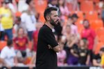 Los días contados de Corberán: tres partidos en dos semanas para sacar al Valencia a flote