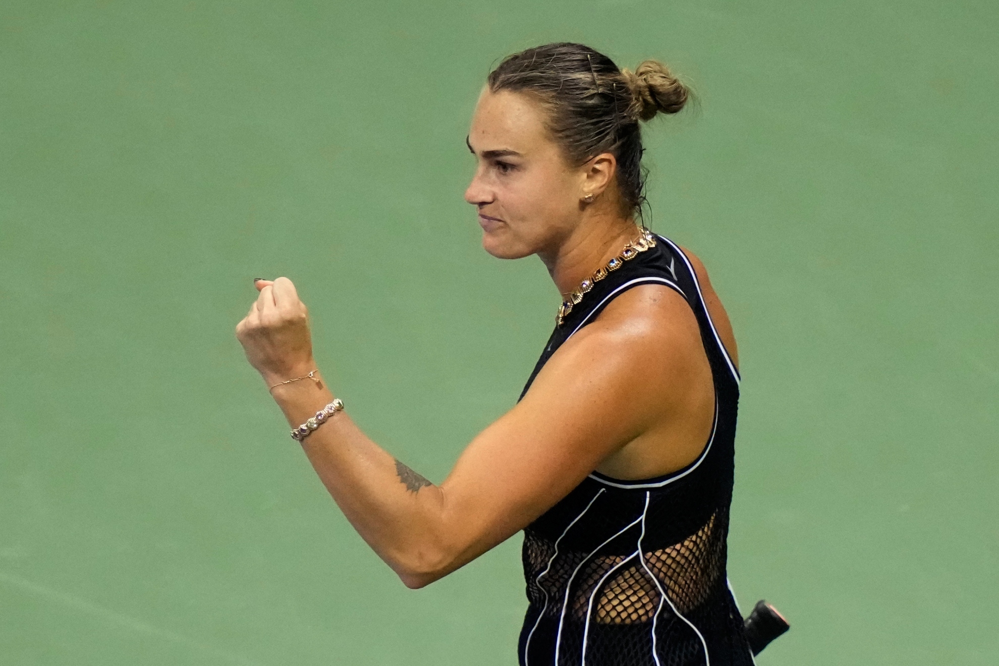 Sabalenka gana a Pegula y está a un triunfo de vestirse de Serena