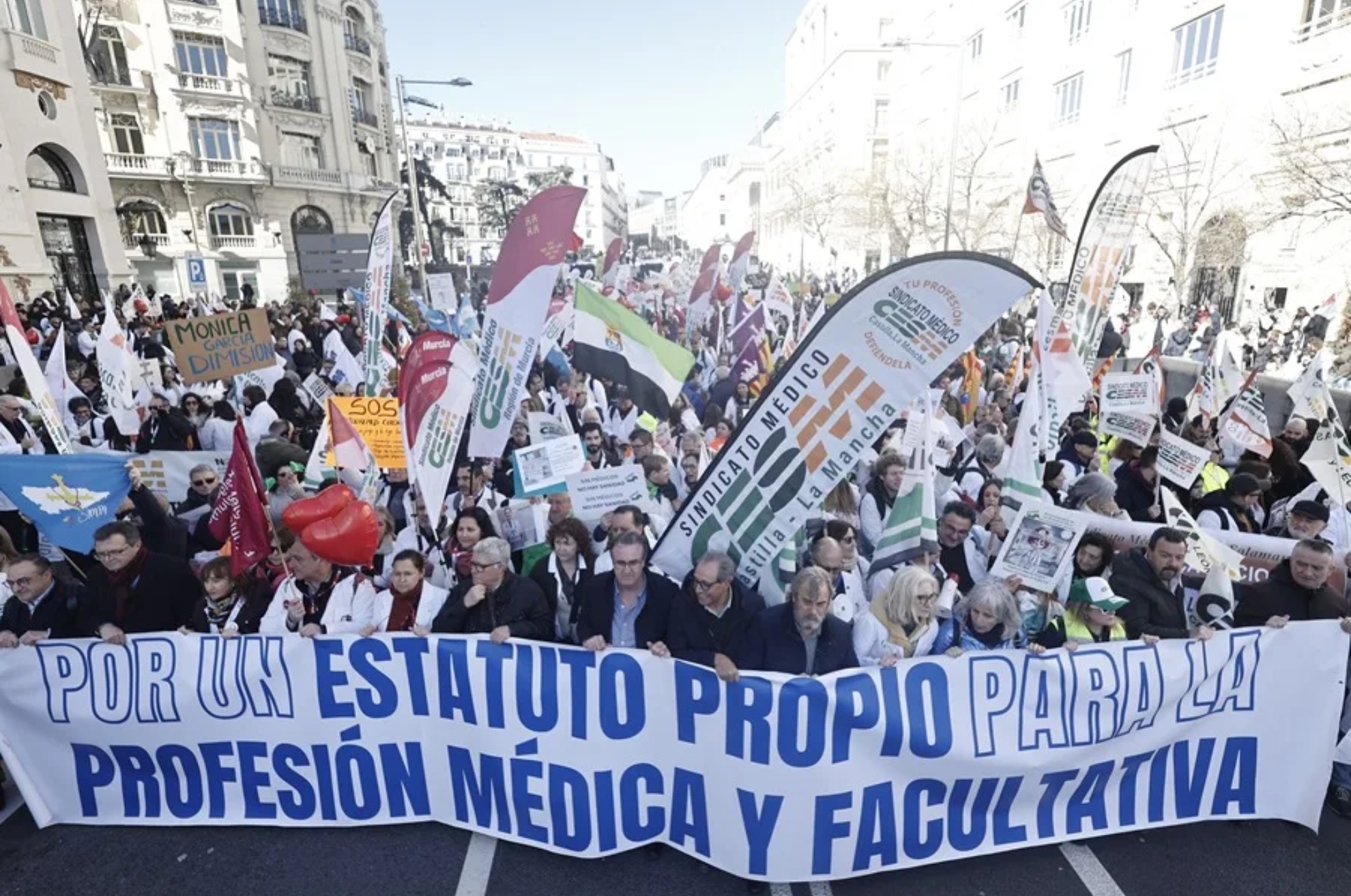 Los médicos irán a huelga el próximo 28 de octubre: "Las reformas no dan respuesta a las reivindicaciones"