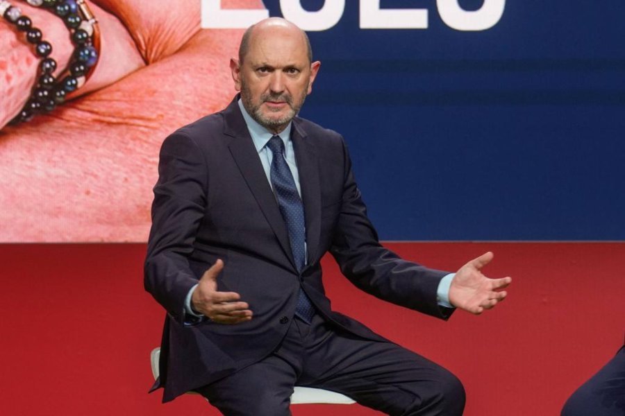 Louzán: "España tiene que albergar la final del Mundial, no puede ser de otra manera"