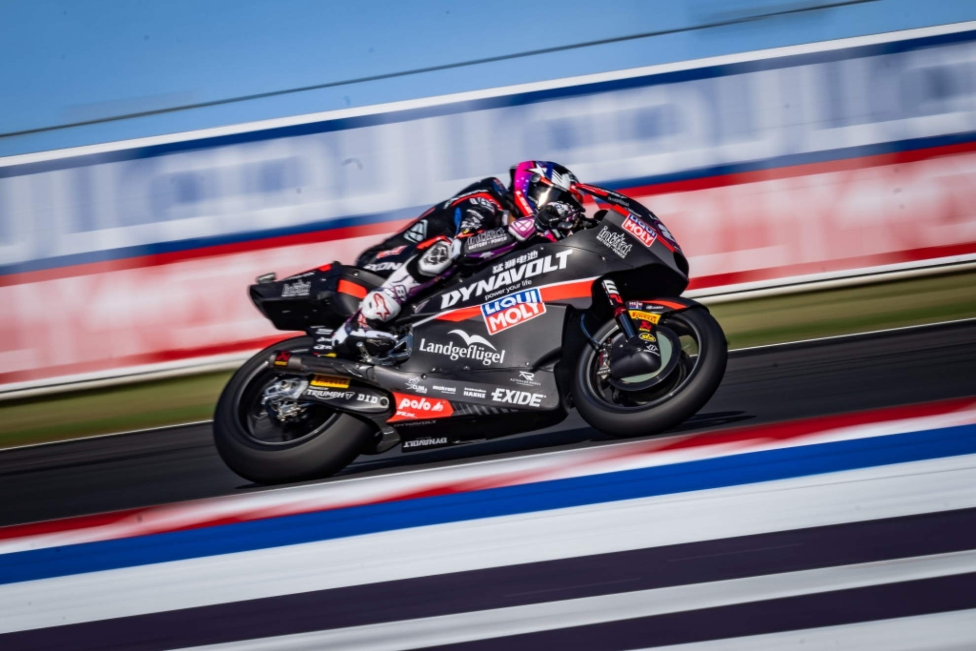 Agius, pole en Moto2 tras poder con Holgado