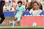 El comentario viral de la mujer de Adeyemi... ¿dardo al Real Madrid con Diomande?