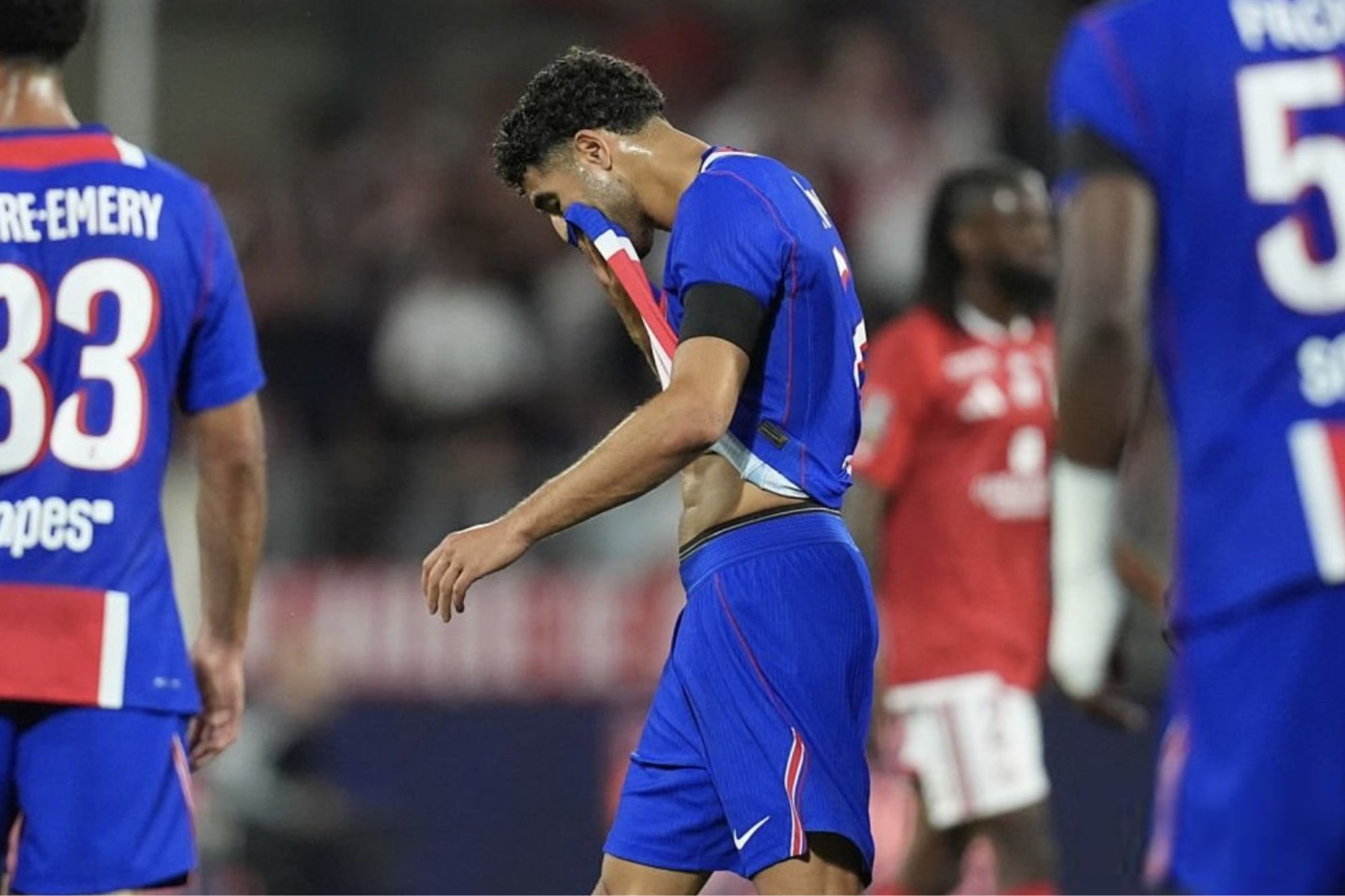 Hakimi mantiene en vilo al PSG para 'Le Classique'