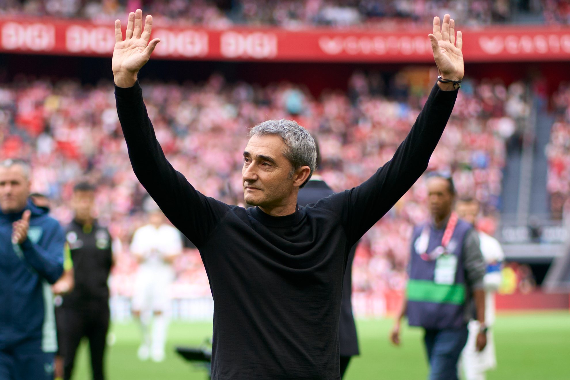 Valverde rechaza la opción del Valencia y Óscar Sánchez seguirá al frente hasta el parón