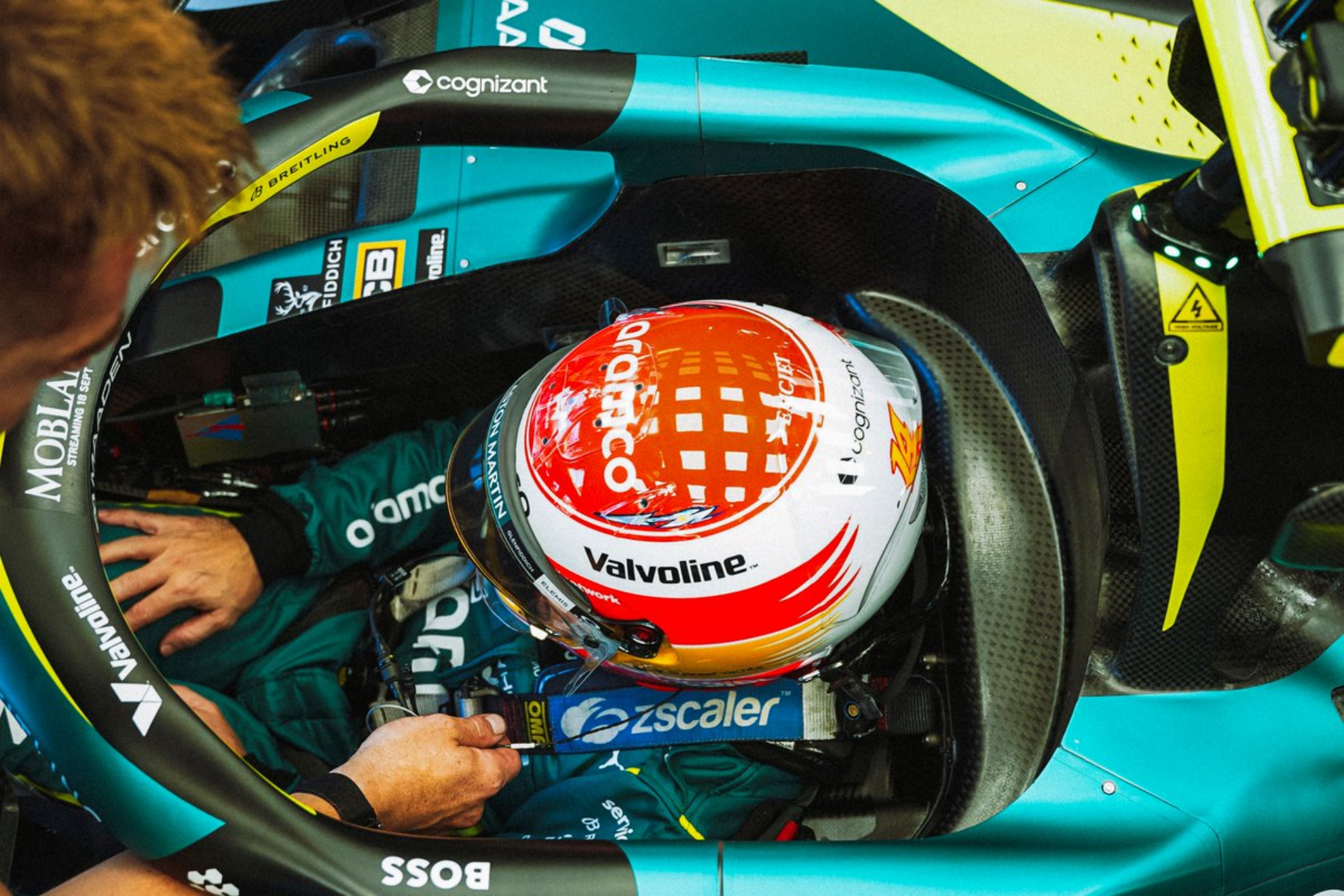 Luz verde de Mercedes a las ayudas a Aston Martin y Honda