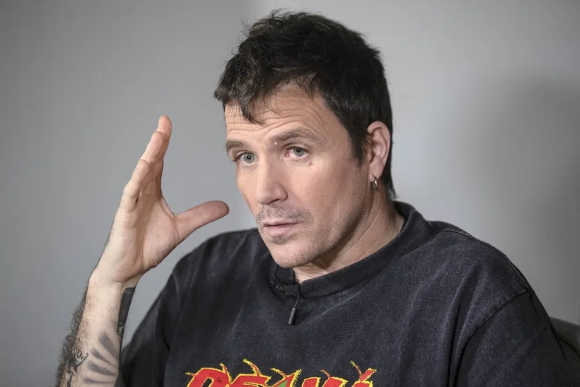 Dani Martín se pronuncia sobre su futuro musical a punto de terminar la gira con la que conmemora 25 años de carrera: “No estamos de moda”