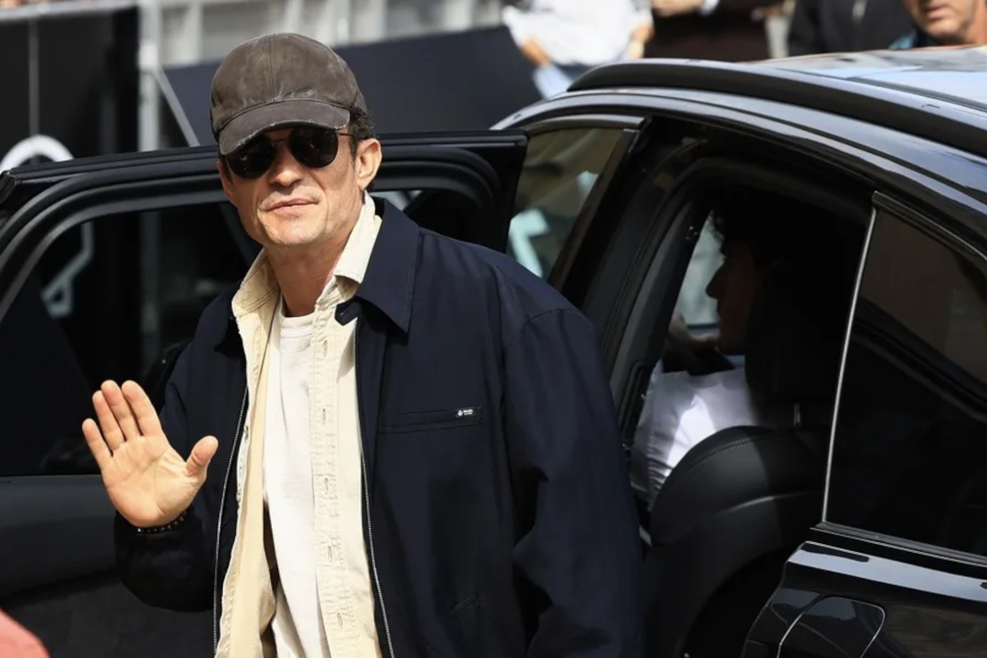 Orlando Bloom habla del futuro de ‘Piratas del Caribe’ y revela cómo es su relación con Johnny Depp: “Hablo con él porque es increíble”