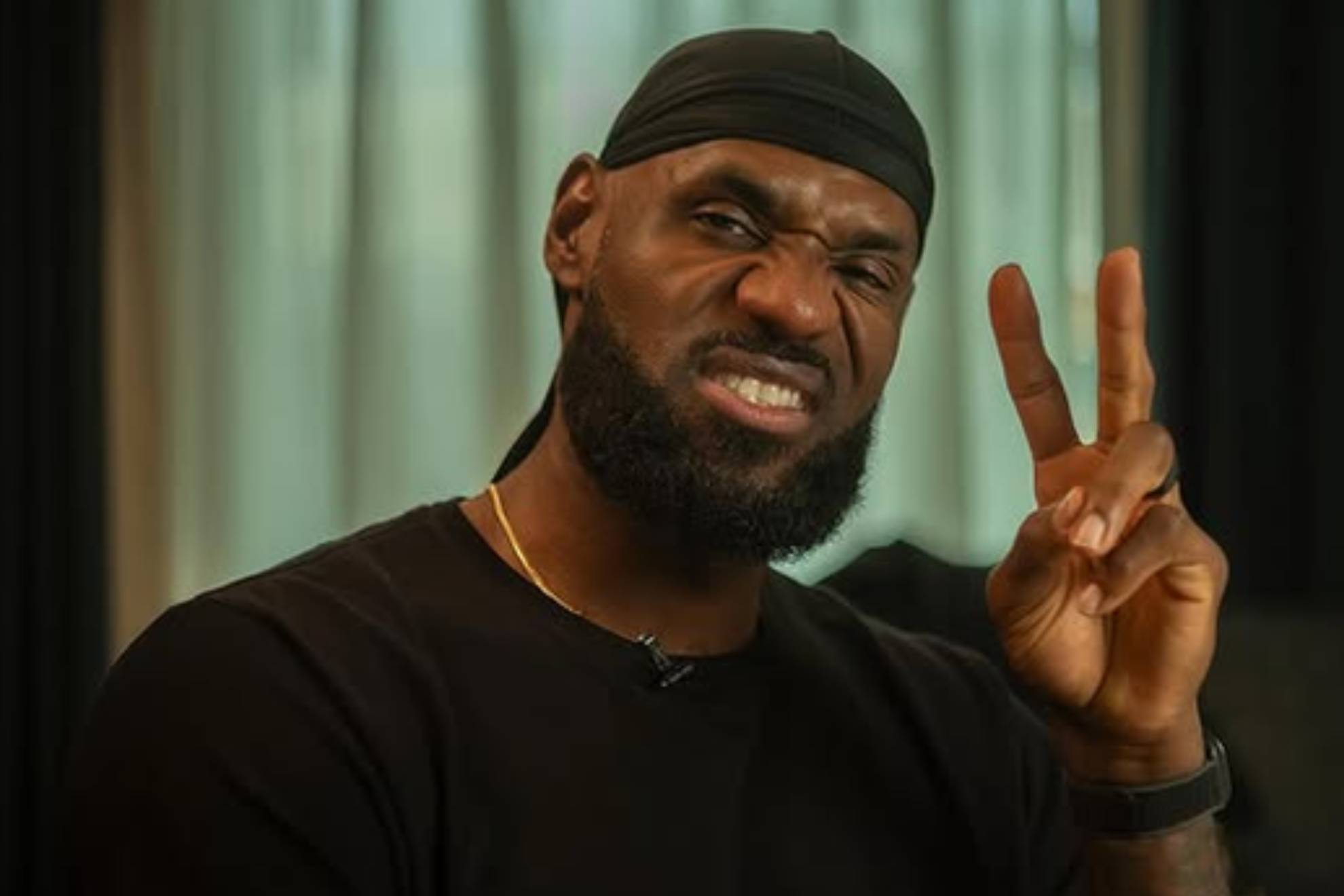 Polémica con el inédito contrato de LeBron: "¿Ha vendido su alma por 15 millones cuando ya tiene 1.000"