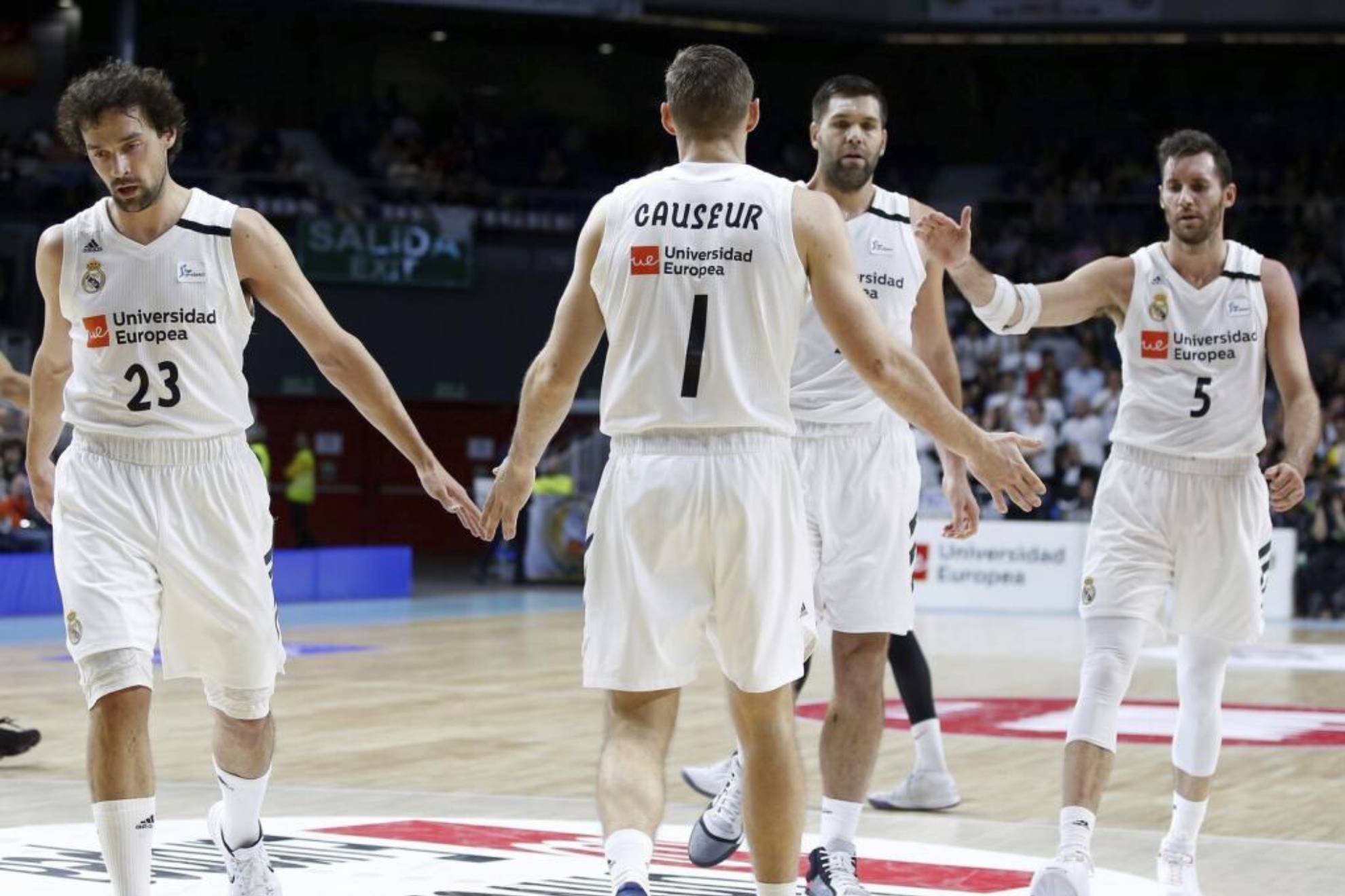 La reivindicación de Causeur: "El Real Madrid debería retirar los números de algunas leyendas"