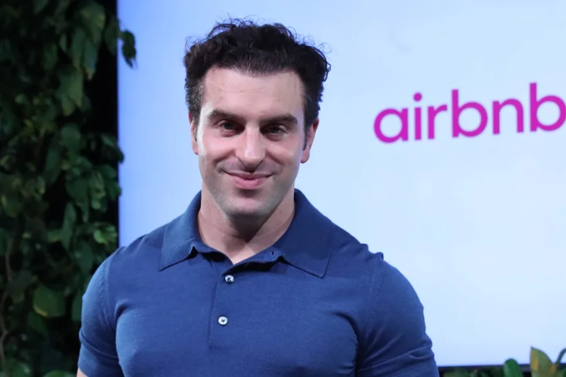 Airbnb da un giro inesperado y destina 250 millones a construir viviendas