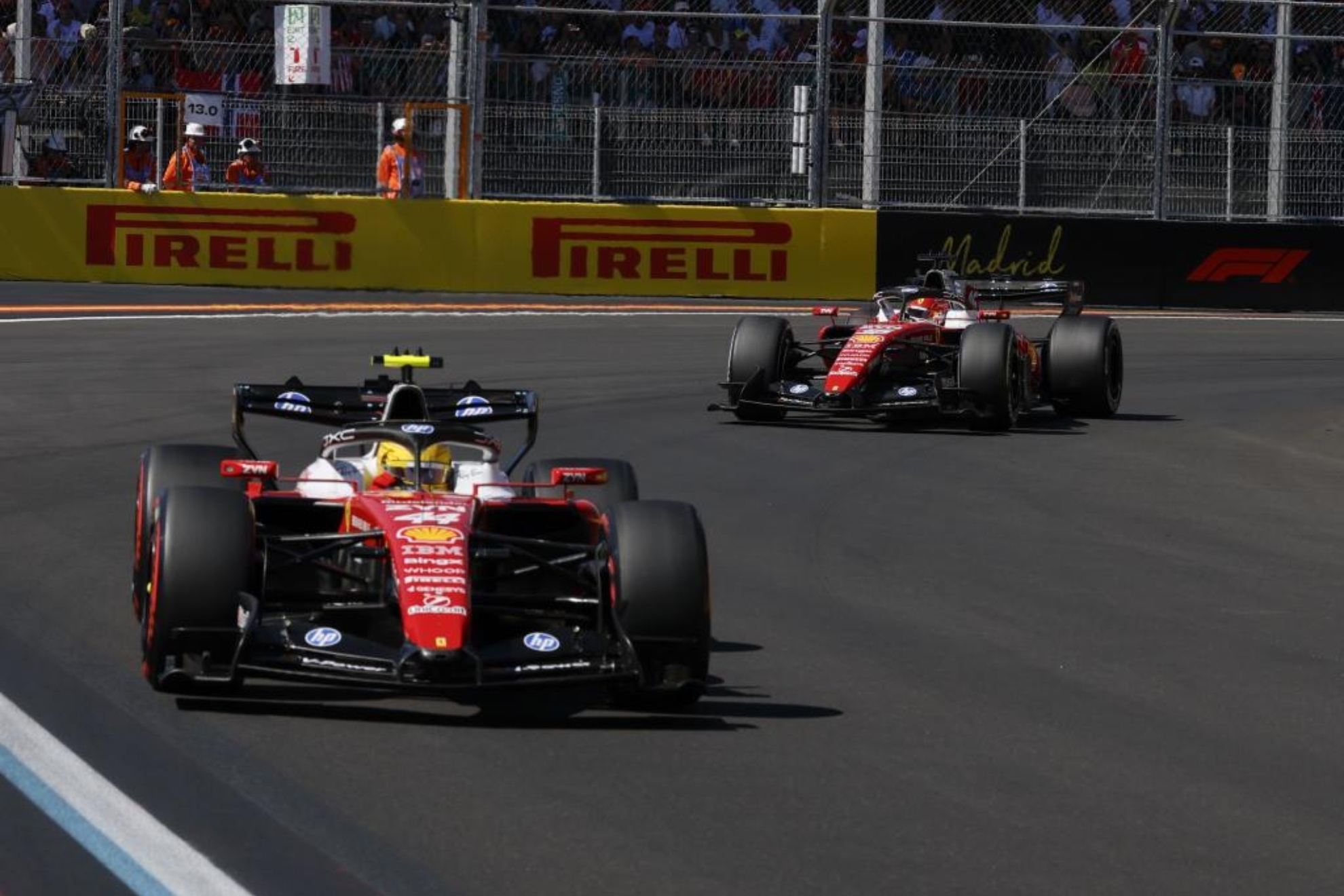 Nueva guerra en Ferrari: bautizan a su jefe como 'Napoleón' y Hamilton está señalado
