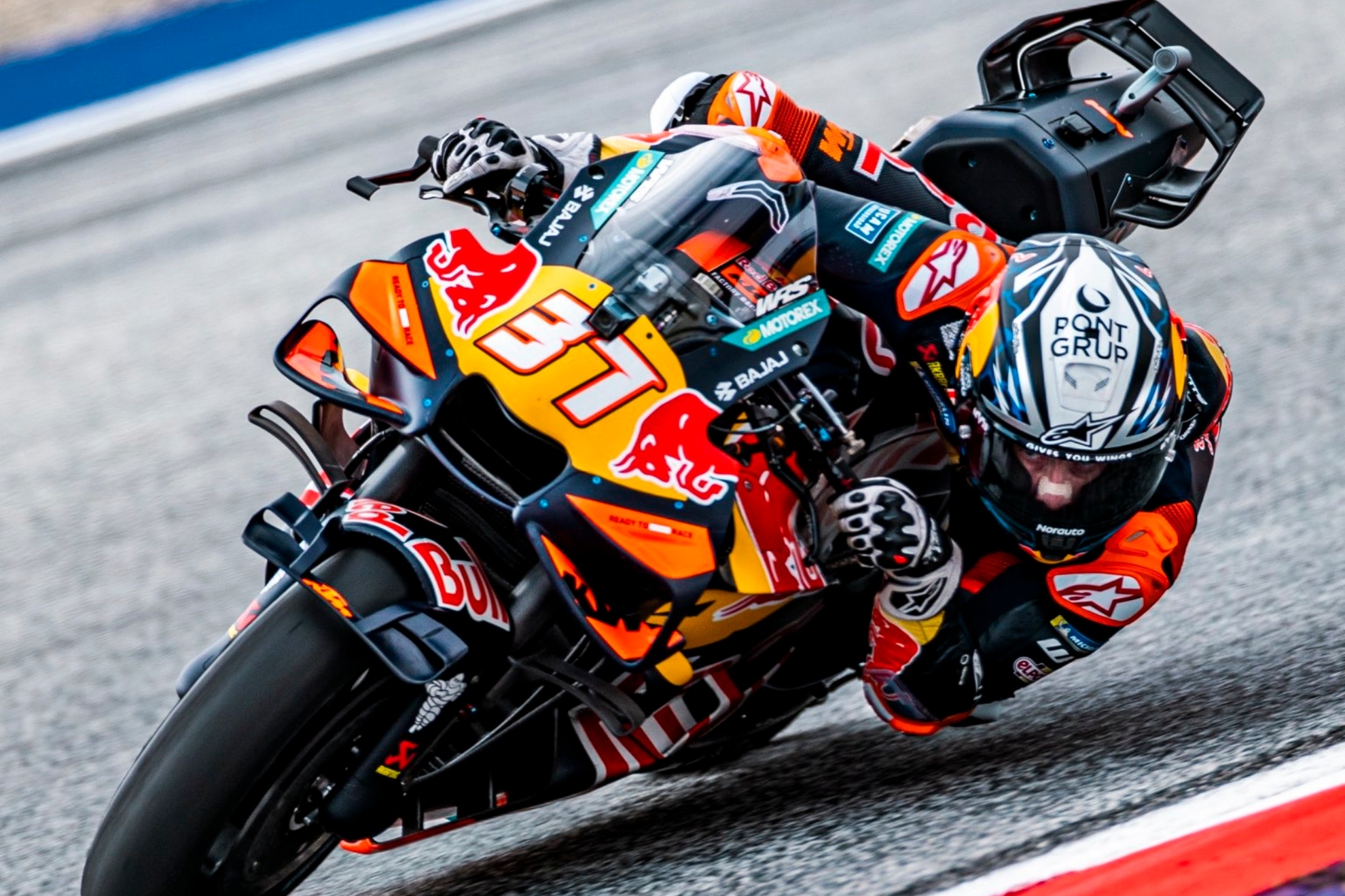 Acosta gana, al fin; Martín es más líder y Marc Márquez sufre